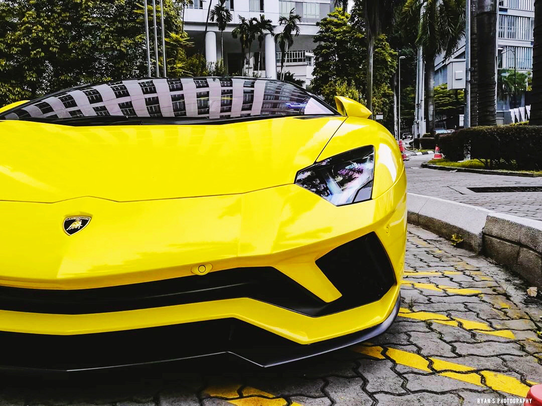 低矮的车身 太拉风啦 Lamborghini Aventador S Roadster