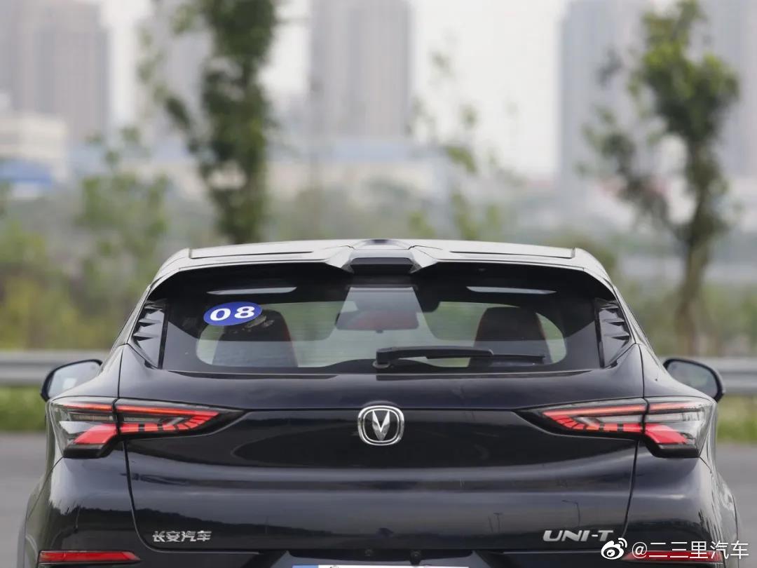 15万内国产最精致的SUV，长安/领克怎么选？谁最好？