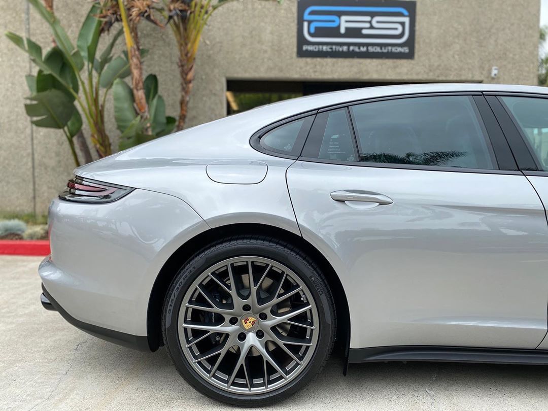 汽车美图大赏：保时捷帕拉梅拉10周年纪念版