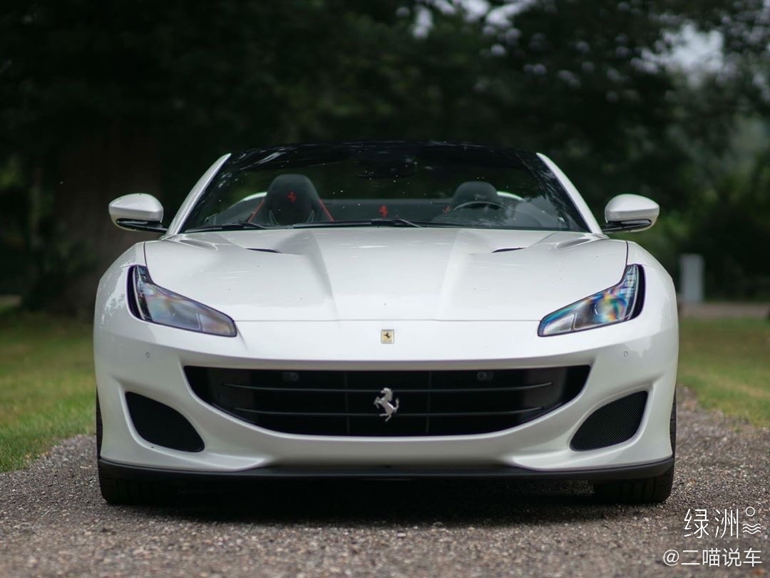 即便是入门级 也是猛兽 法拉利portofino