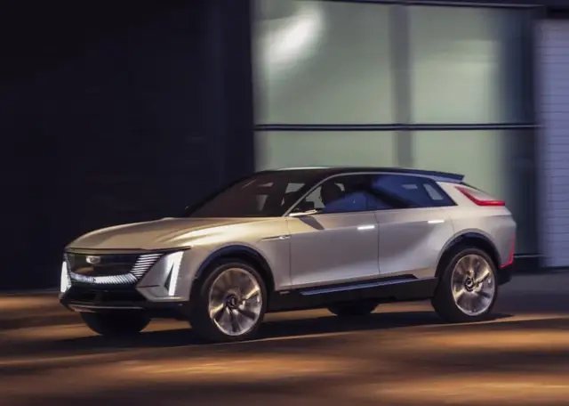 汽车美图赏析：凯迪拉克lyriq 宛若影院