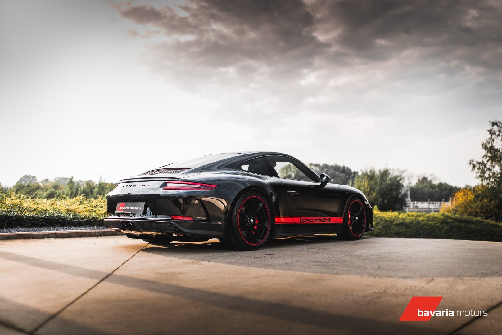 保时捷911 GT3 touring，PDK虽好，但手动挡才真男人