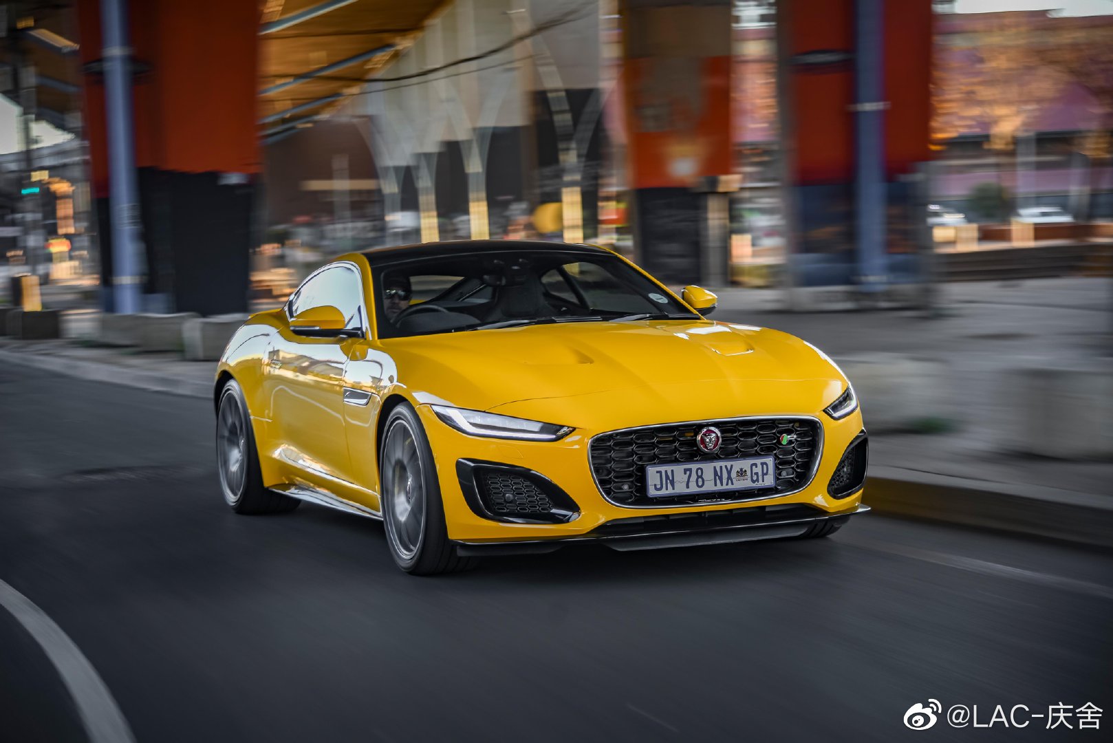 Jaguar F-Type，新款这外观，大家觉得好看了还是？