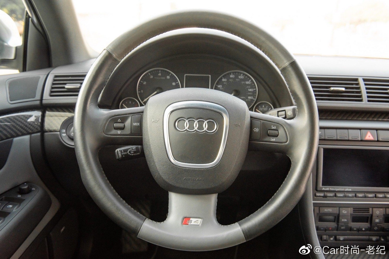 限量250台，4.2升V8驱动的2006 奥迪S4