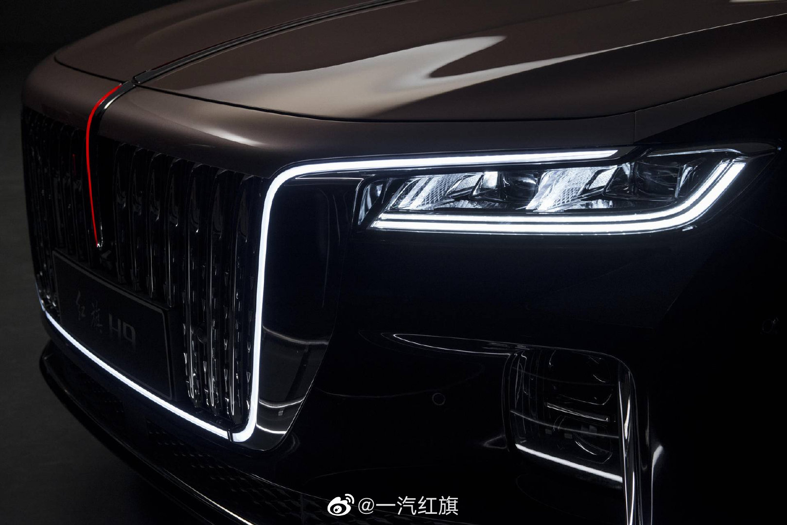 不追光，因为你就是光芒本身。 红旗H9星耀前途。