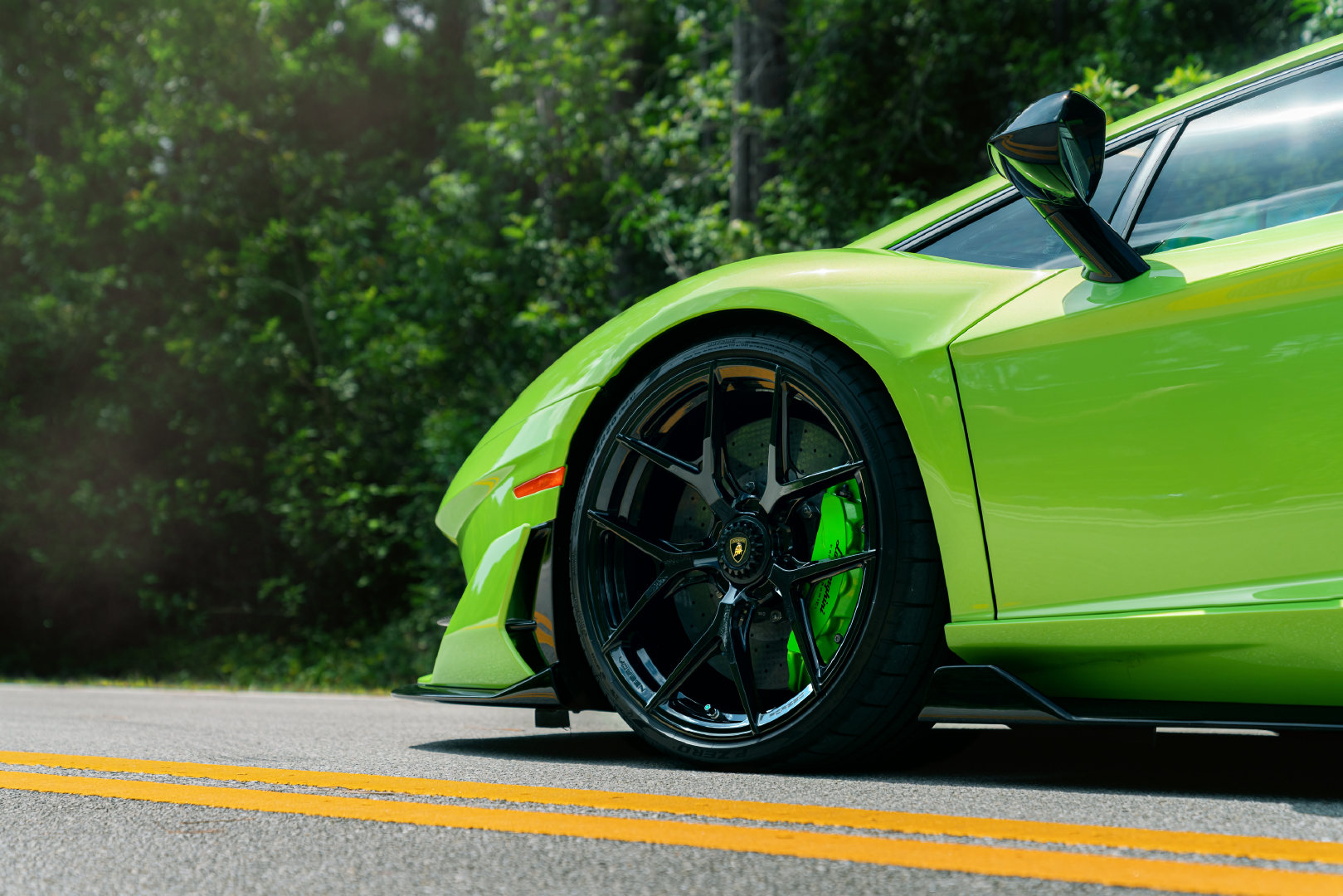 绿牛一头 lamborghini aventador svj-新浪汽车