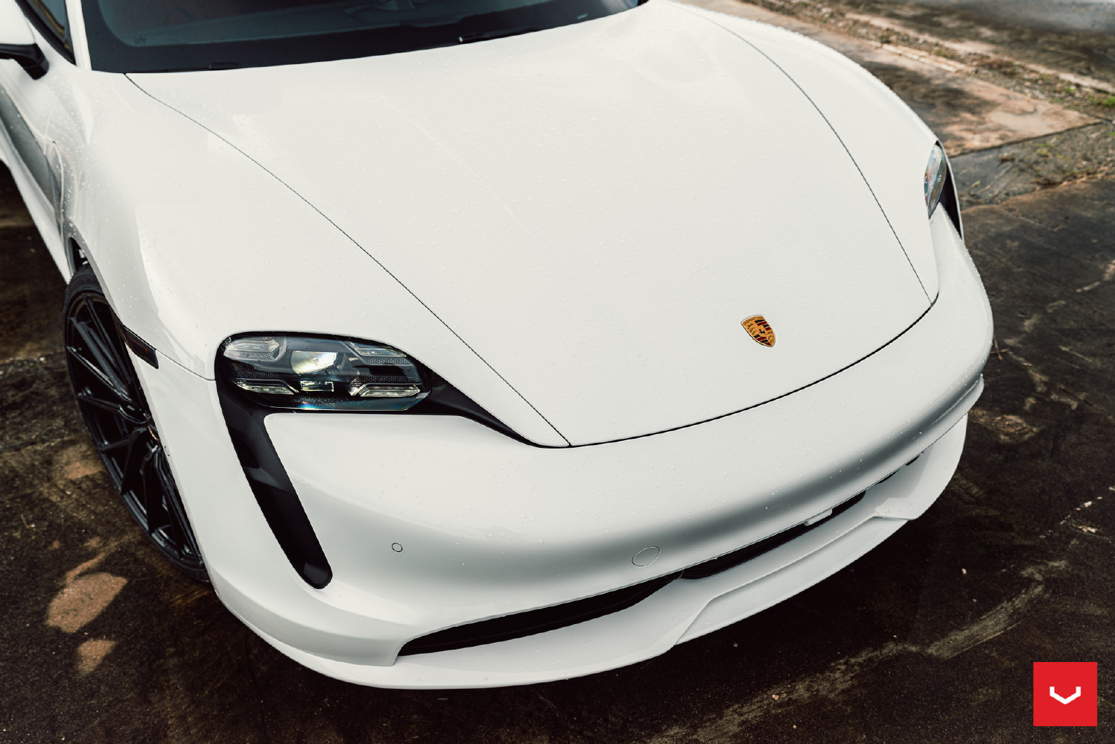 高清汽车美图保时捷首款电动车taycan