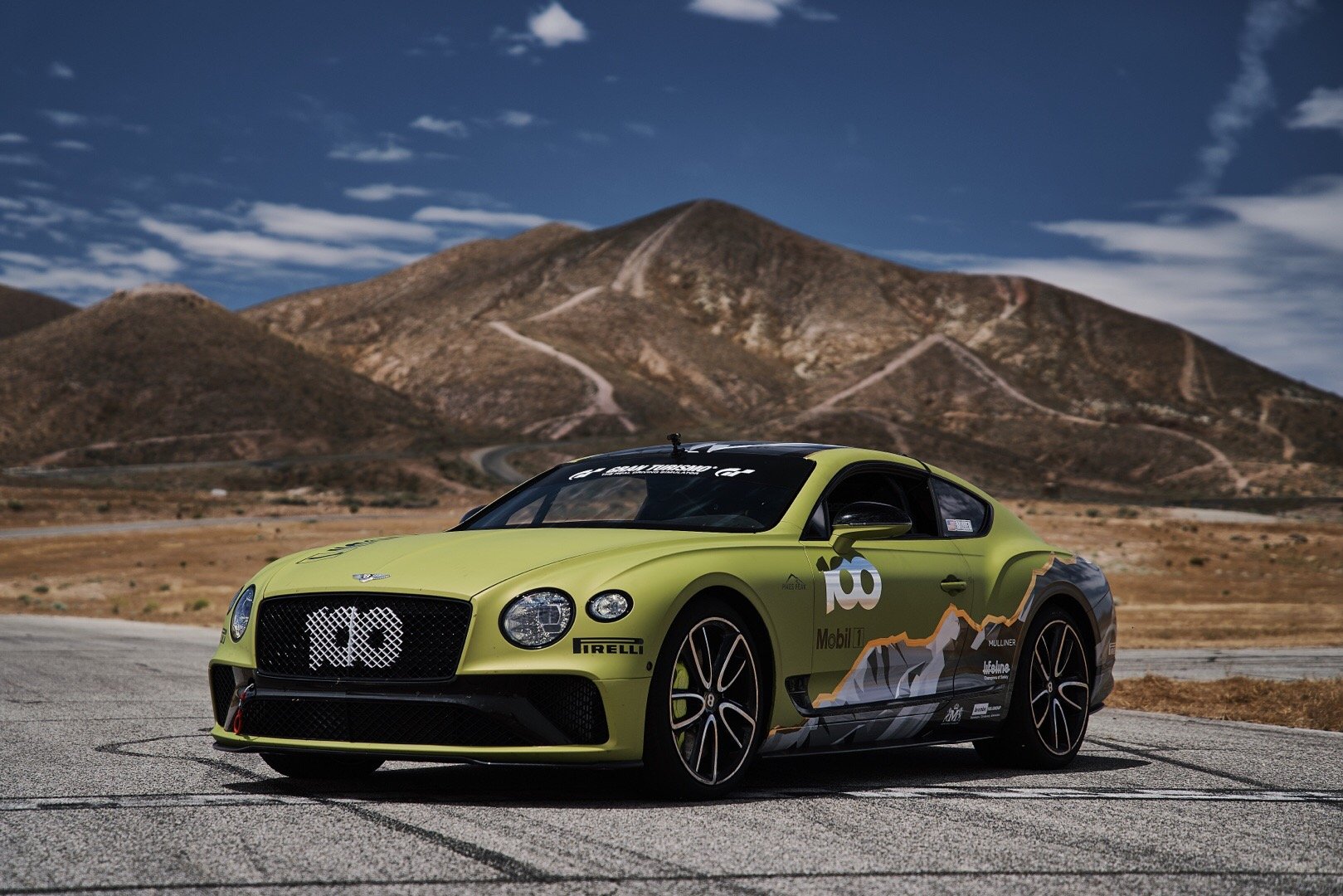 bentley continental gt pikes peak,涂装很漂亮.