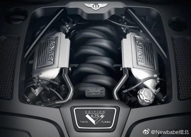 宾利慕尚。 停产的总是精彩无限，不变的是经典的车身造型。