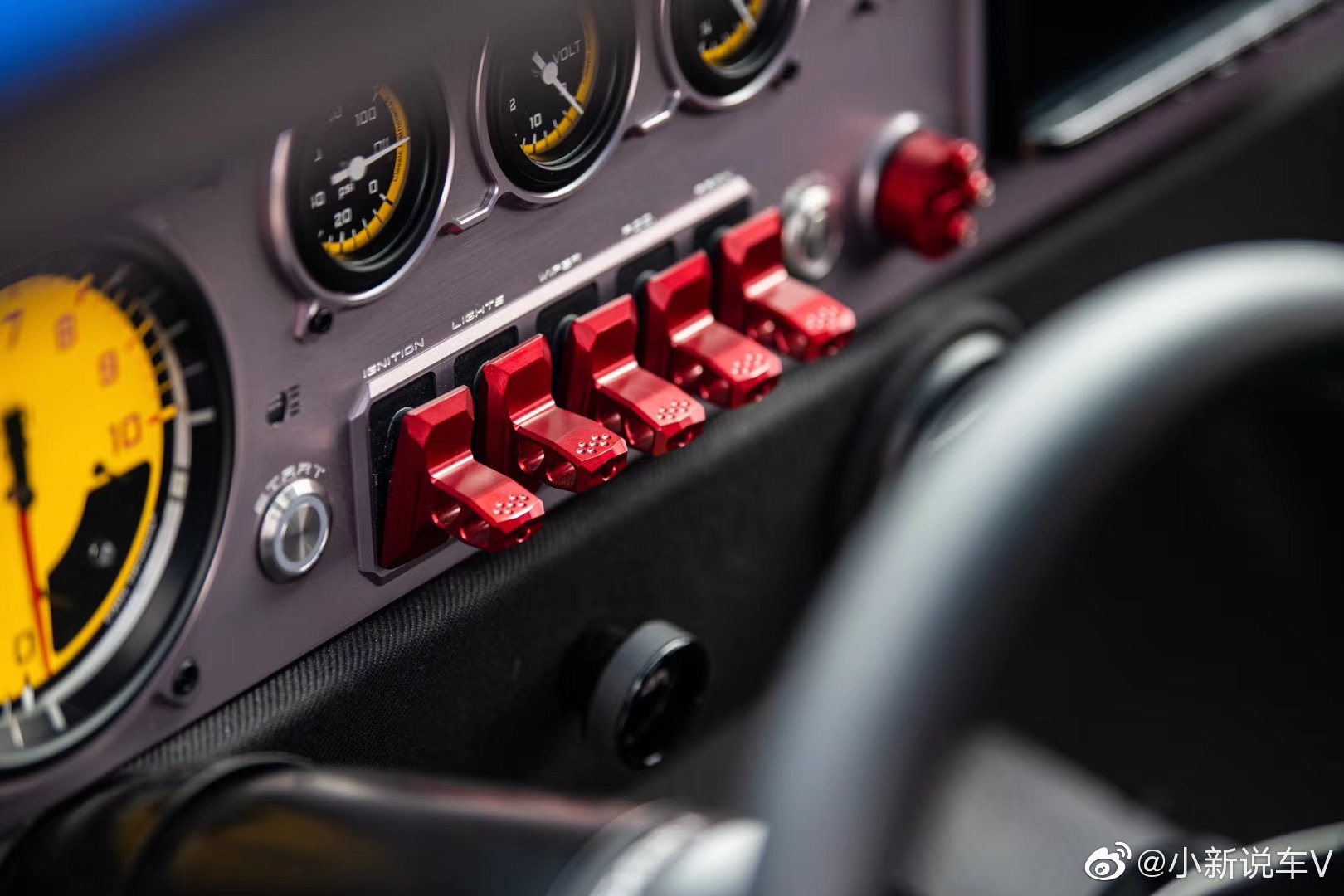 Ringbrothers作品，1969年的Mustang,8.5升V8，700马力