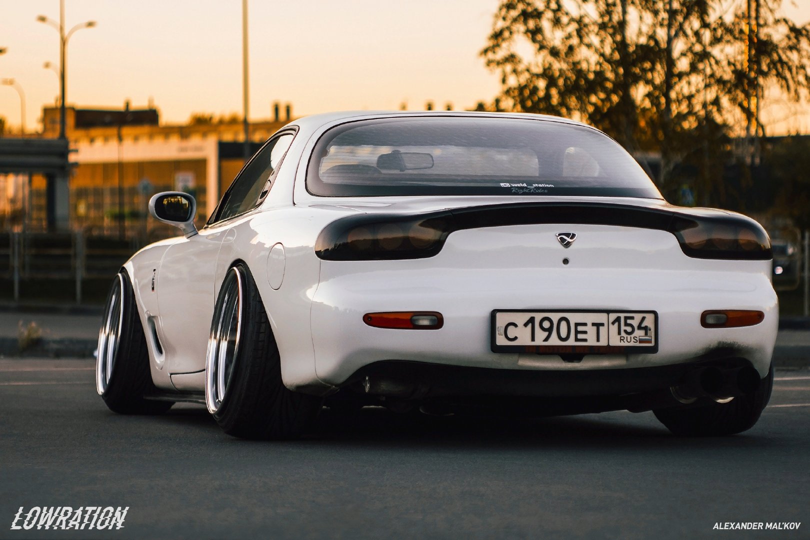 好看的汽车图片:马自达 rx7 转子魅力-新浪汽车