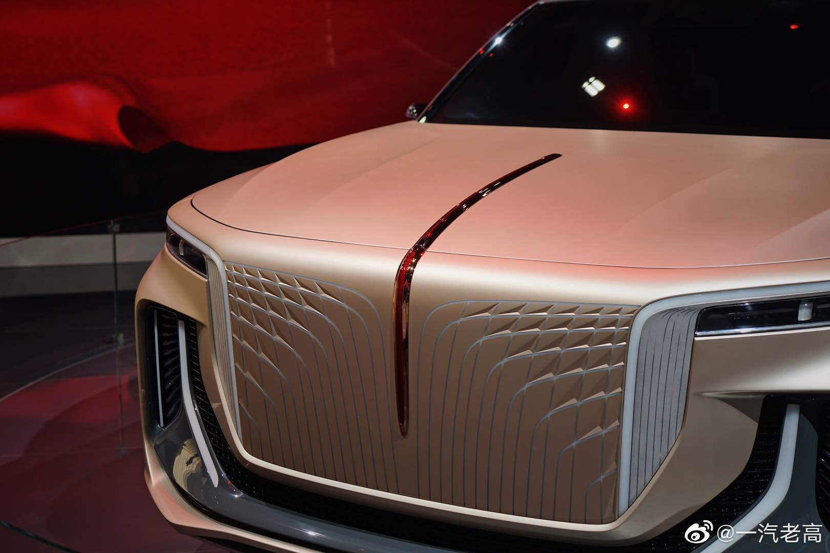 红旗e115亮相广州车展红旗e115