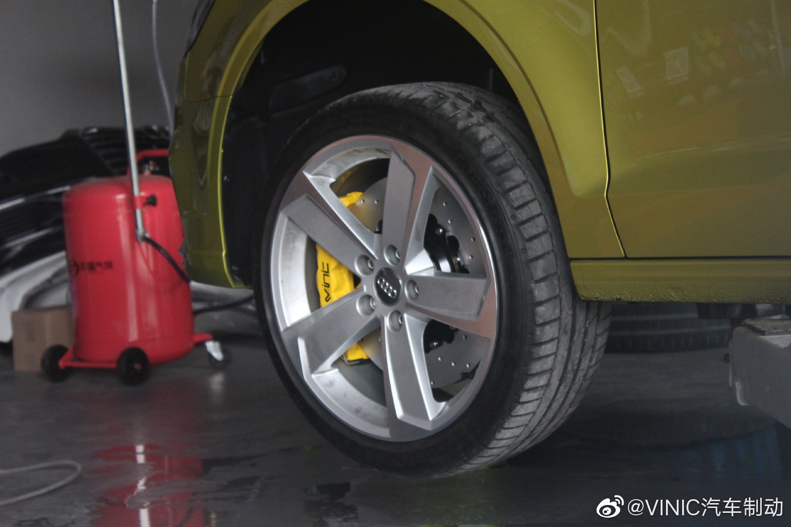 奥迪A3 小改VINIC刹车，灵敏的制动感觉真好