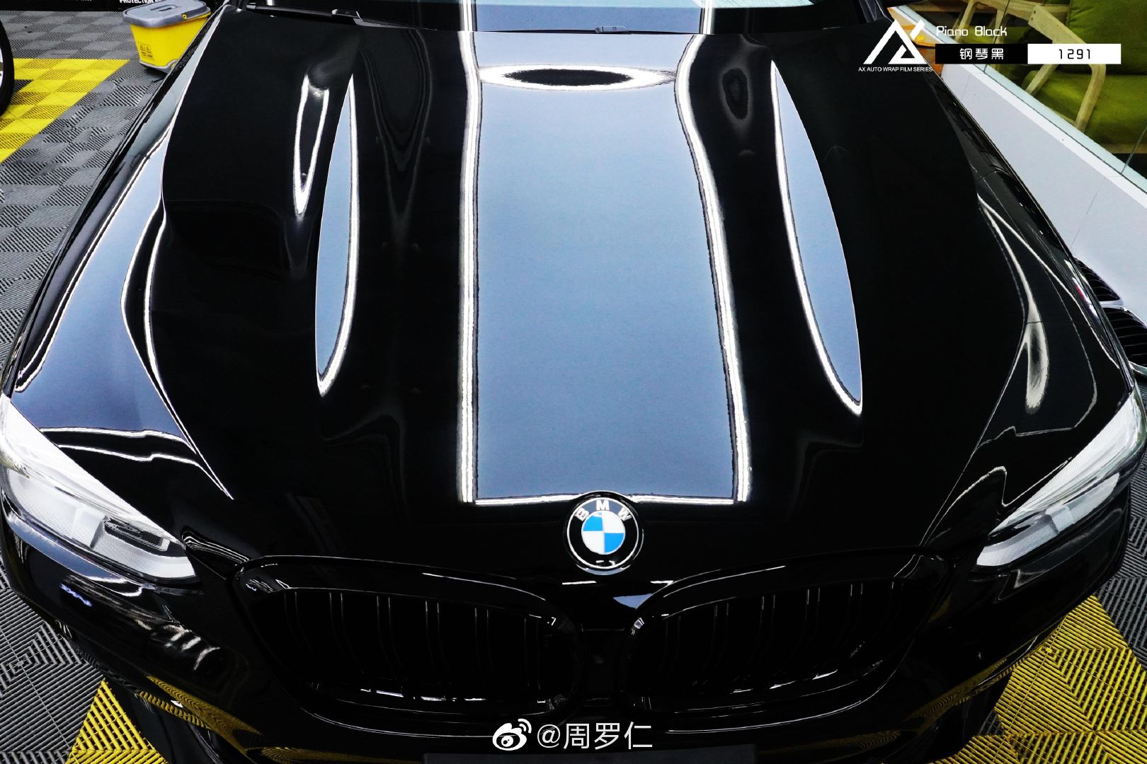 黑色简单,纯粹,潮流却不随意,宝马改色钢琴黑