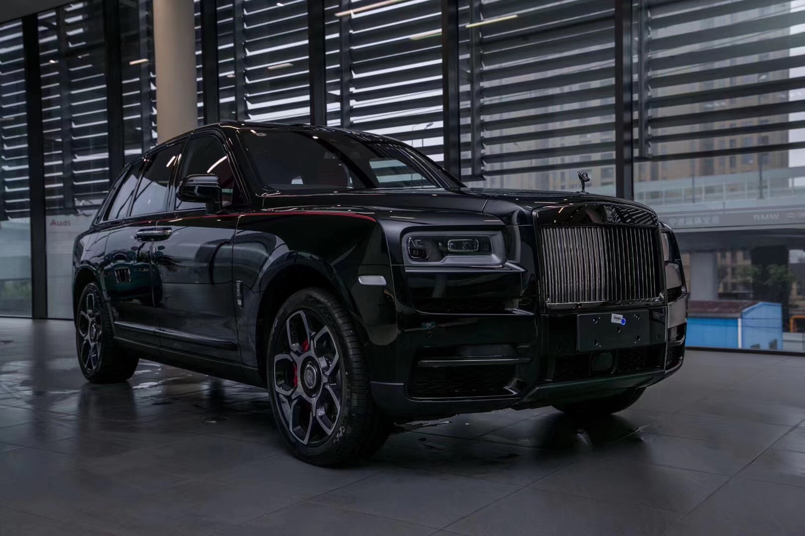 黑红BB版库里南下周即将到来 气场这块没得说