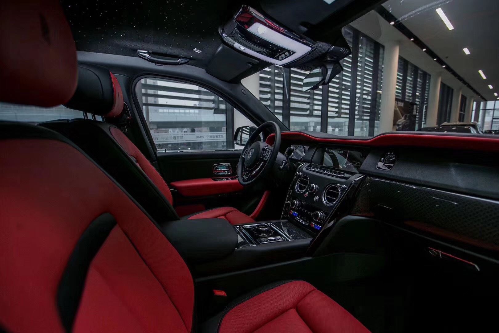 黑红BB版库里南下周即将到来 气场这块没得说