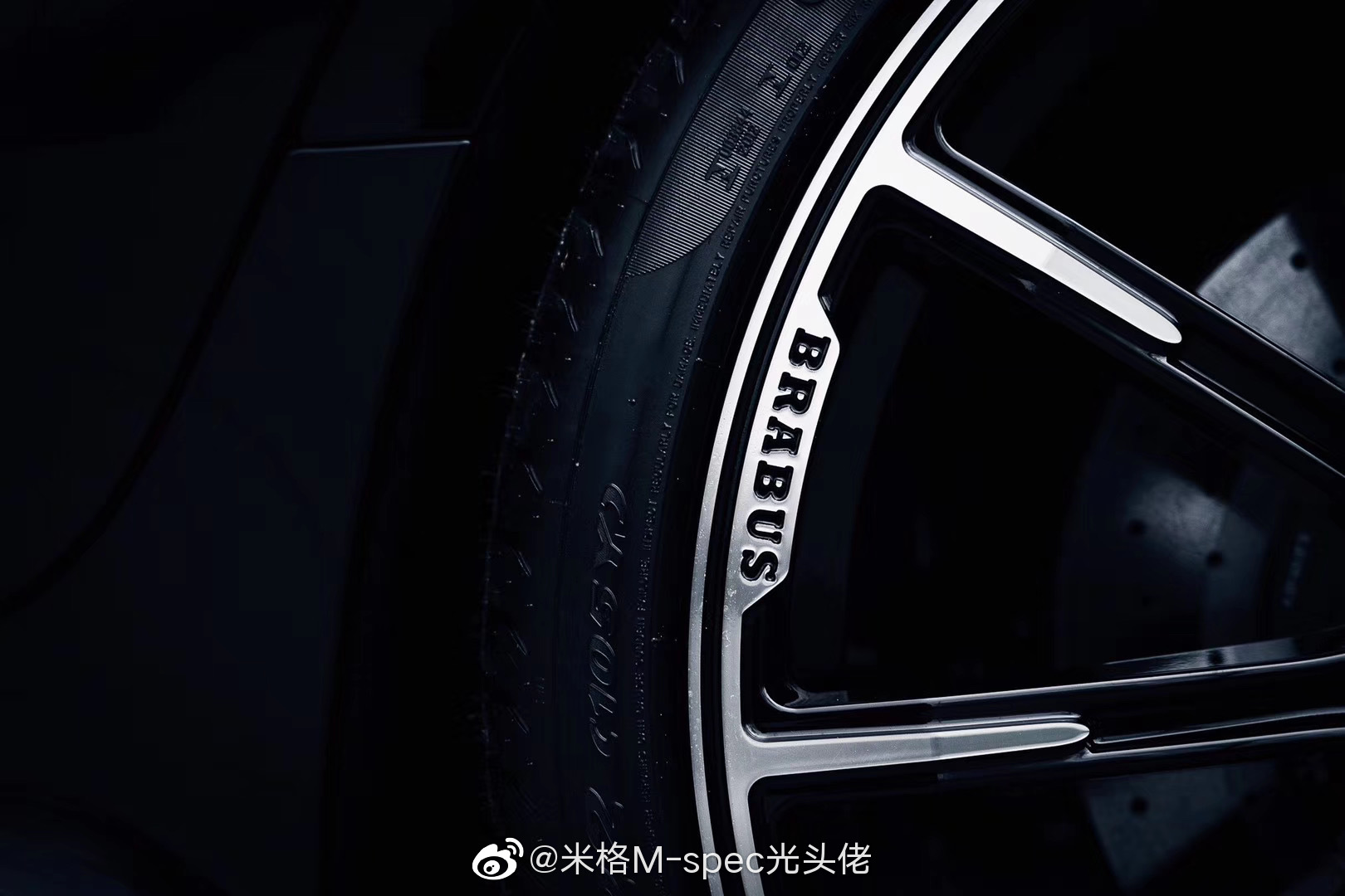 AMG GT：战意十足的配色!