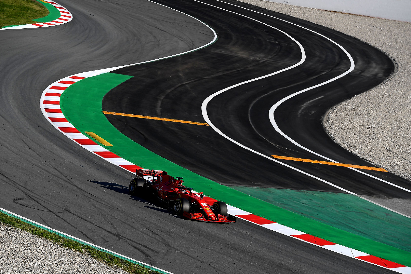 高清-法拉利2020F1季前测试首日图集