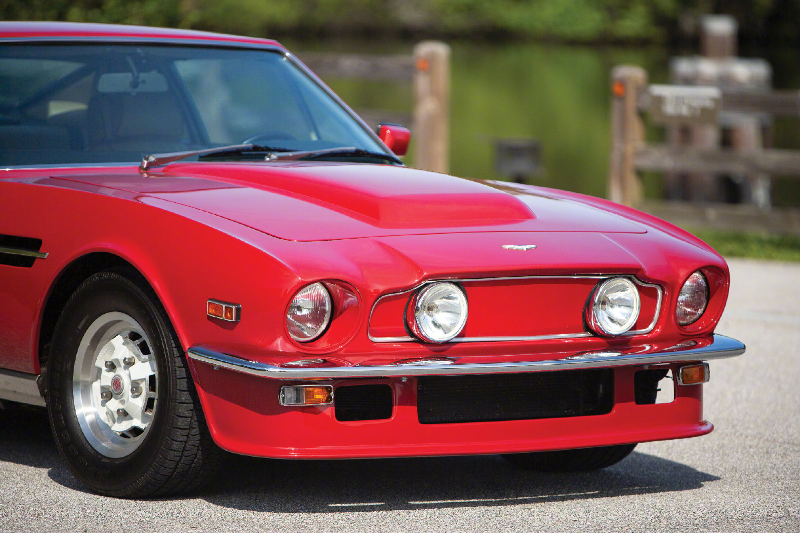 1979 Aston Martin V8 Vantage 红红火火