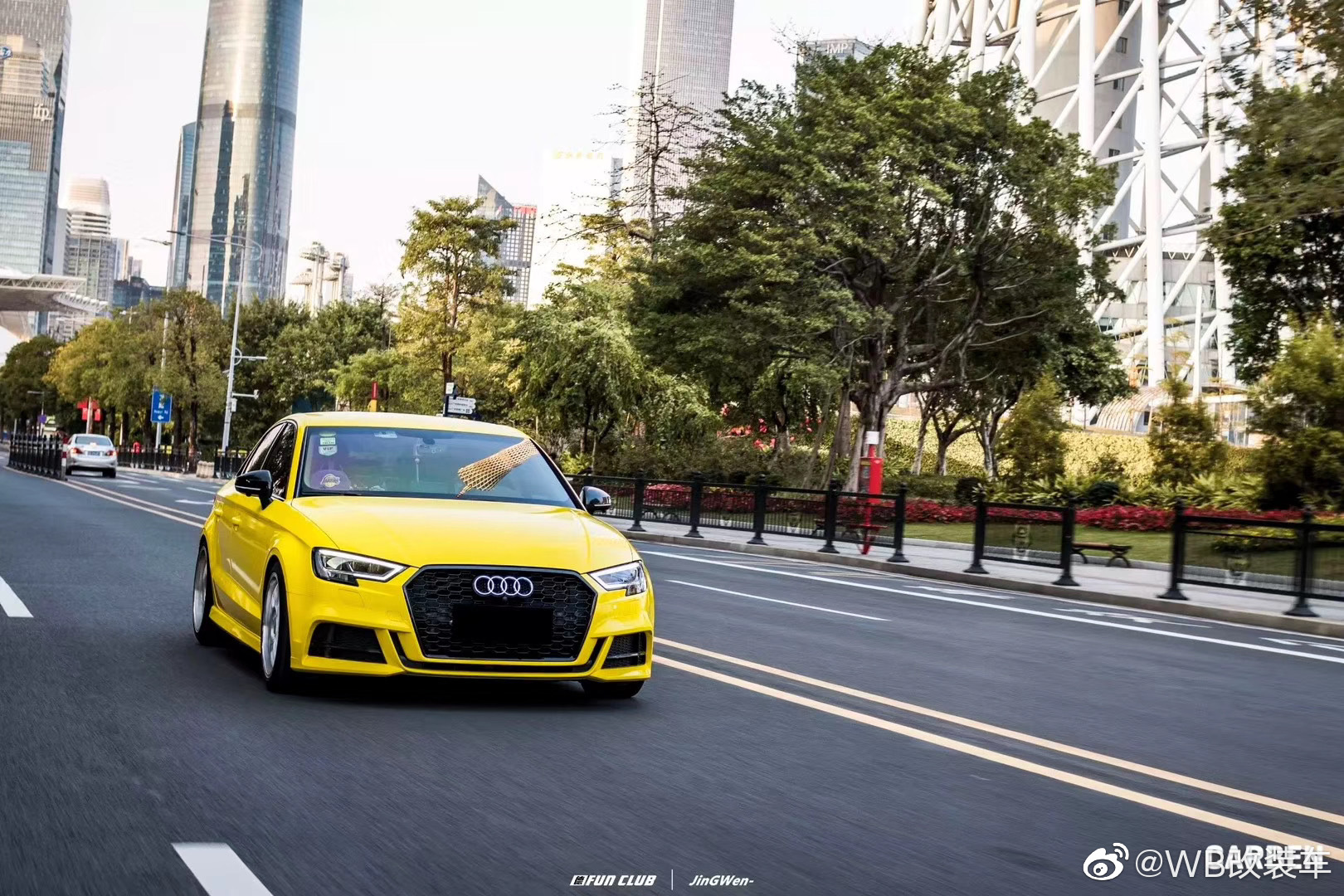 奥迪A3 CYS 亮黄改色膜 B字头佛山门店预约：bzitoukefu