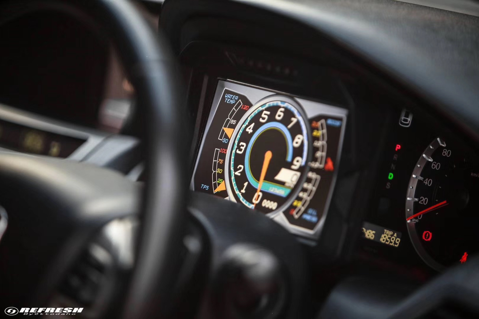 好看的汽车图片：这么快的雅阁开着是啥感觉