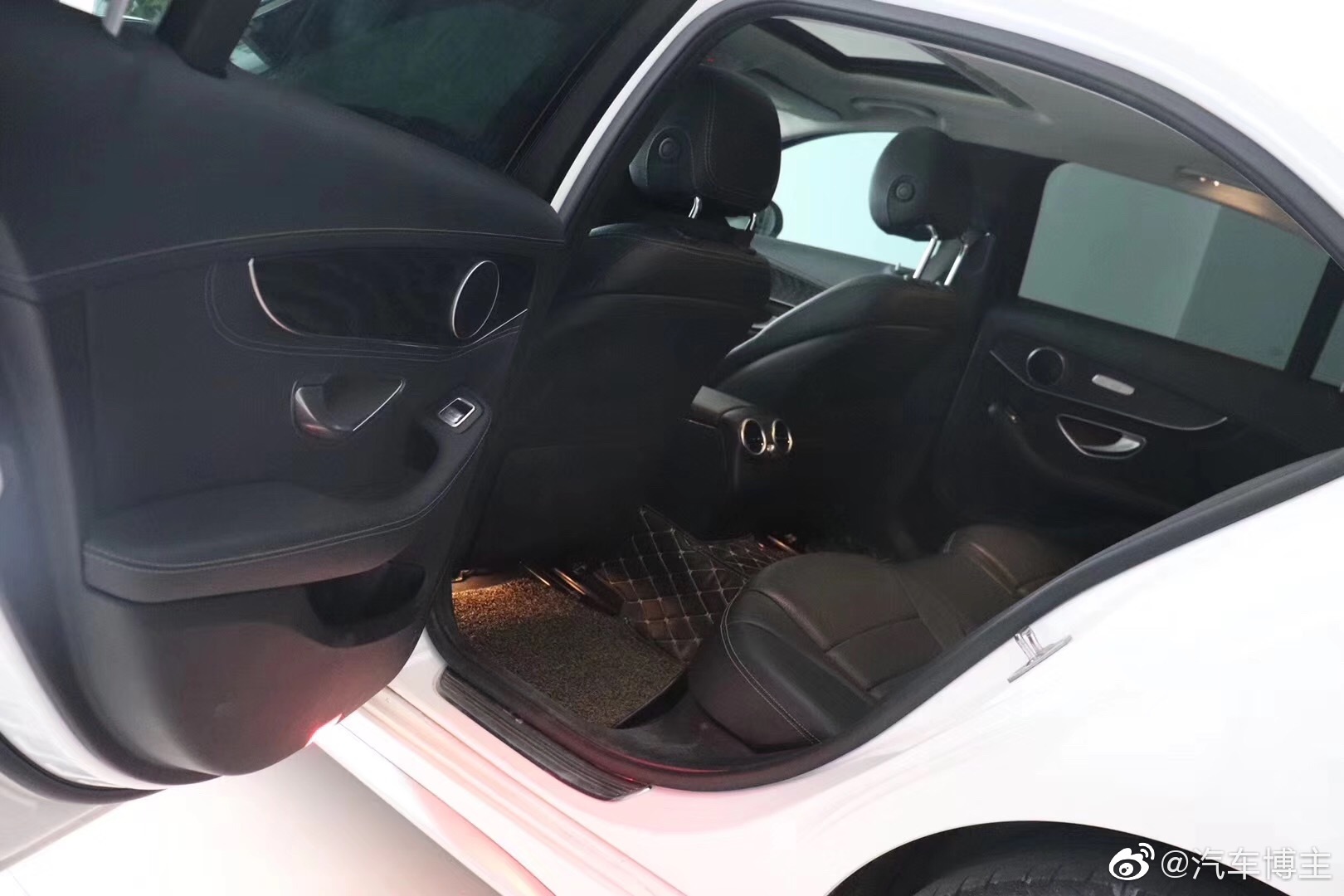 汽车美图大赏：车辆品牌-奔驰，排量-1.6T