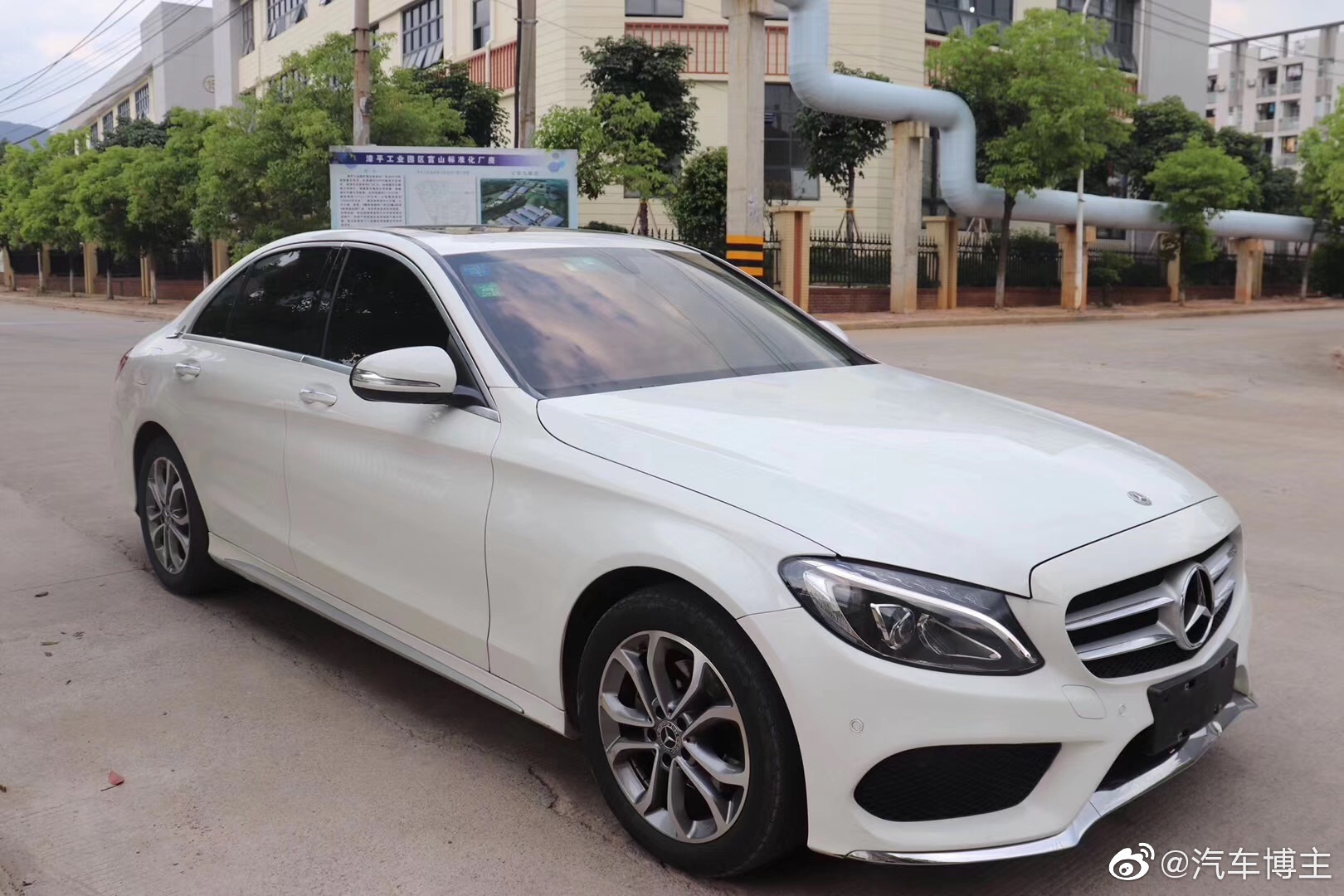 汽车美图大赏：车辆品牌-奔驰，排量-1.6T