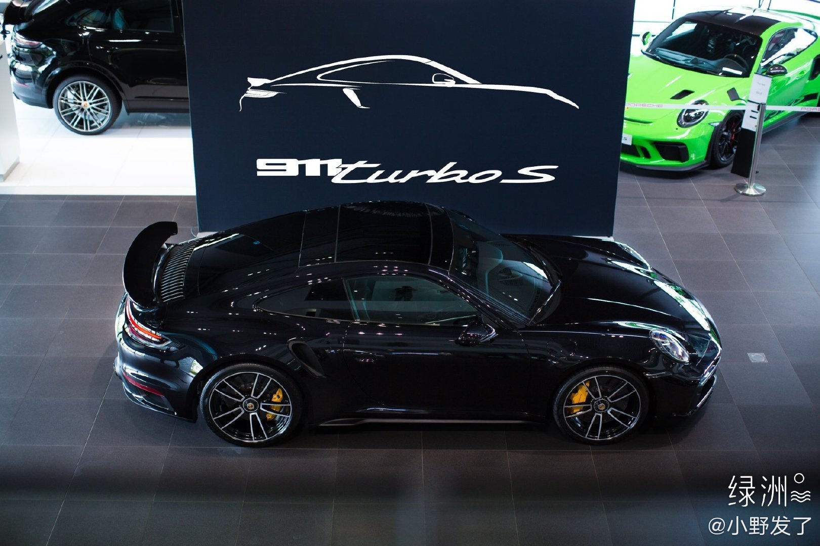 保时捷911 Turbo S 2.7秒破百