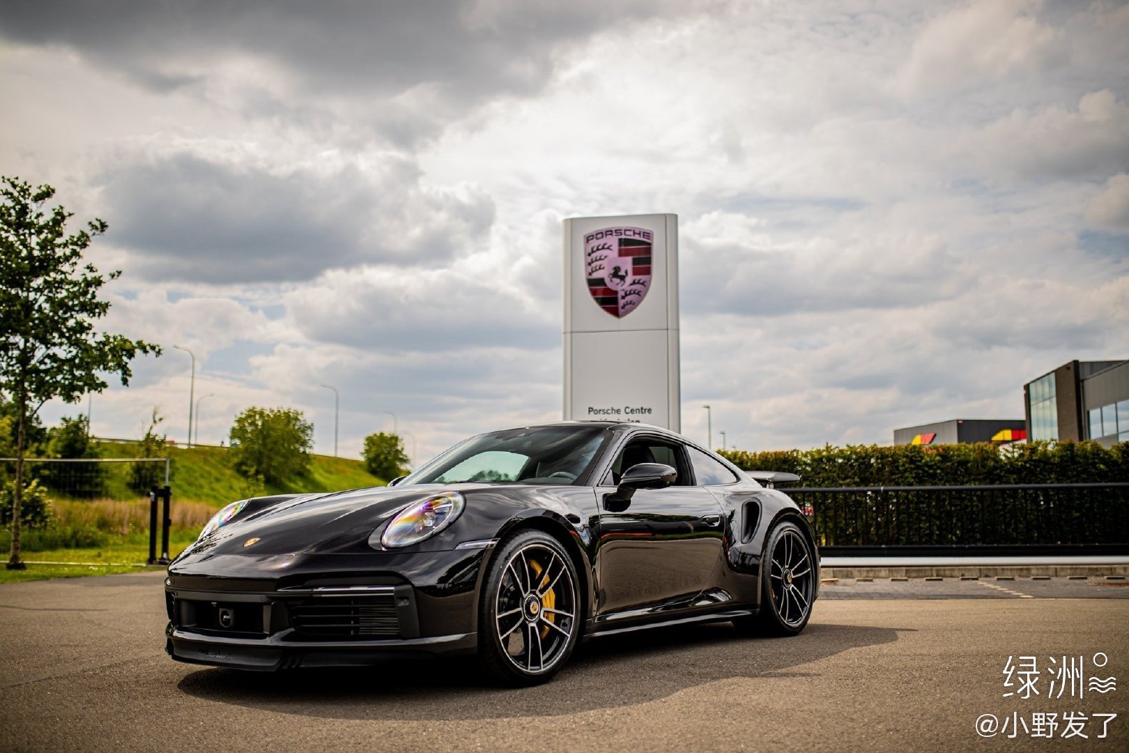 保时捷911 turbo s 2.7秒破百
