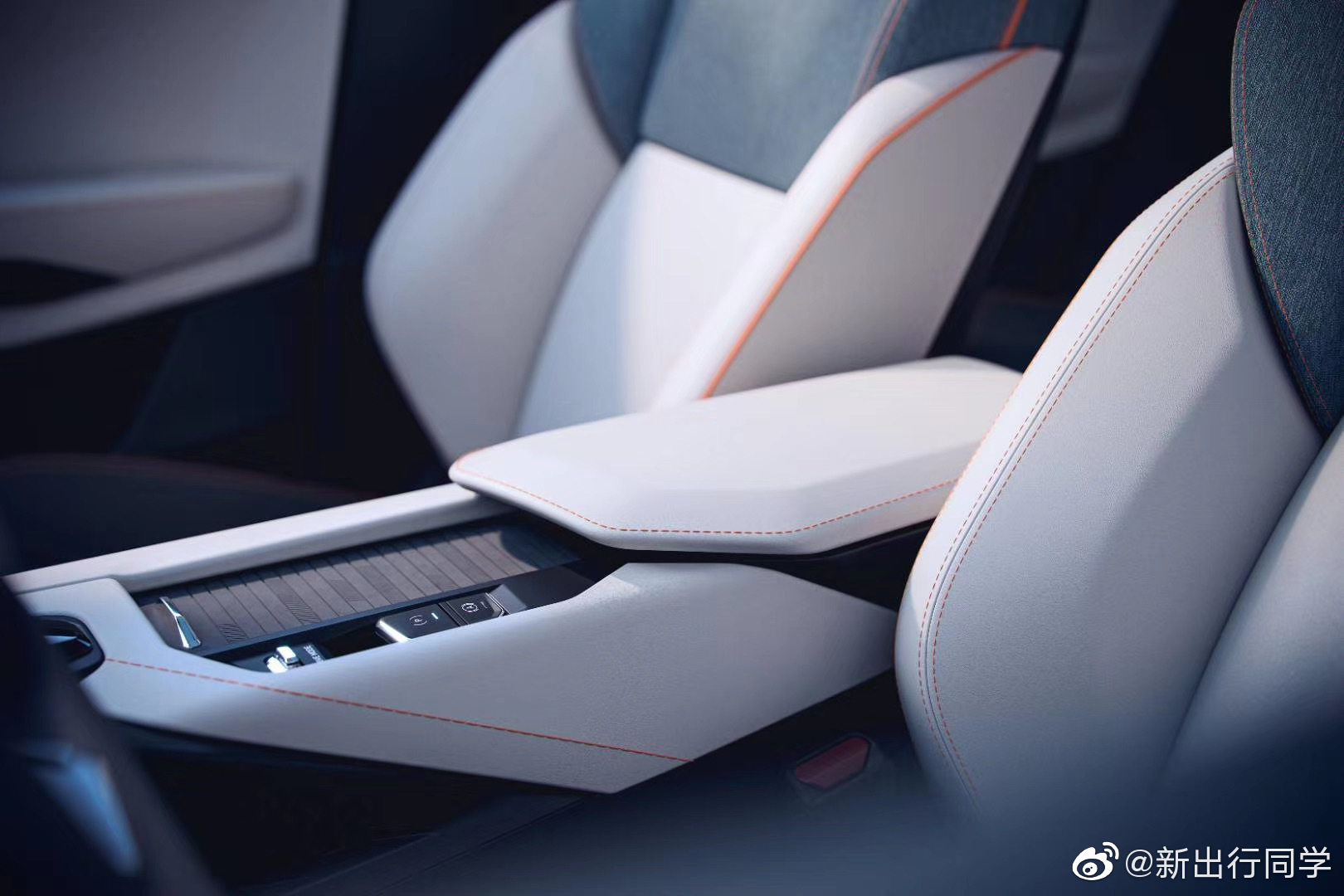 领克06，你觉得咋样？我感觉座椅好评。