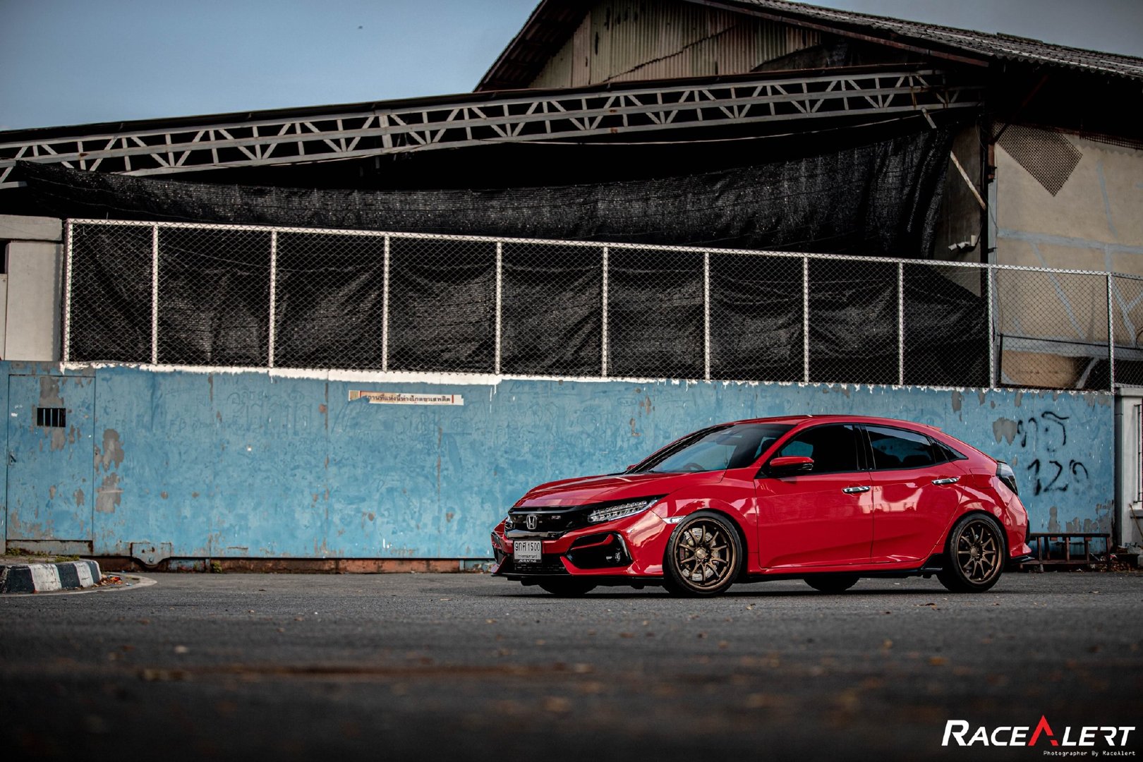 很快大家也可以开改了！十代目 两厢版的 本田思域 FK7！