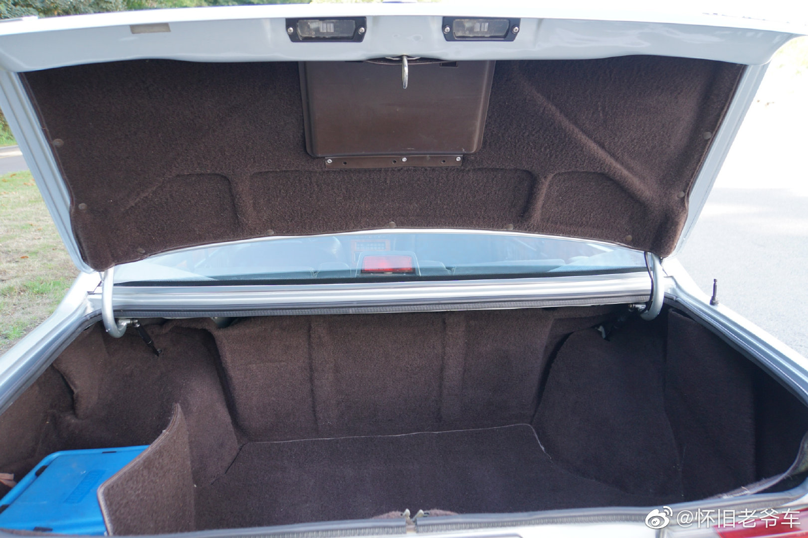 1989款玛莎拉蒂228，玛莎拉蒂228于1984年12月14日正式亮相