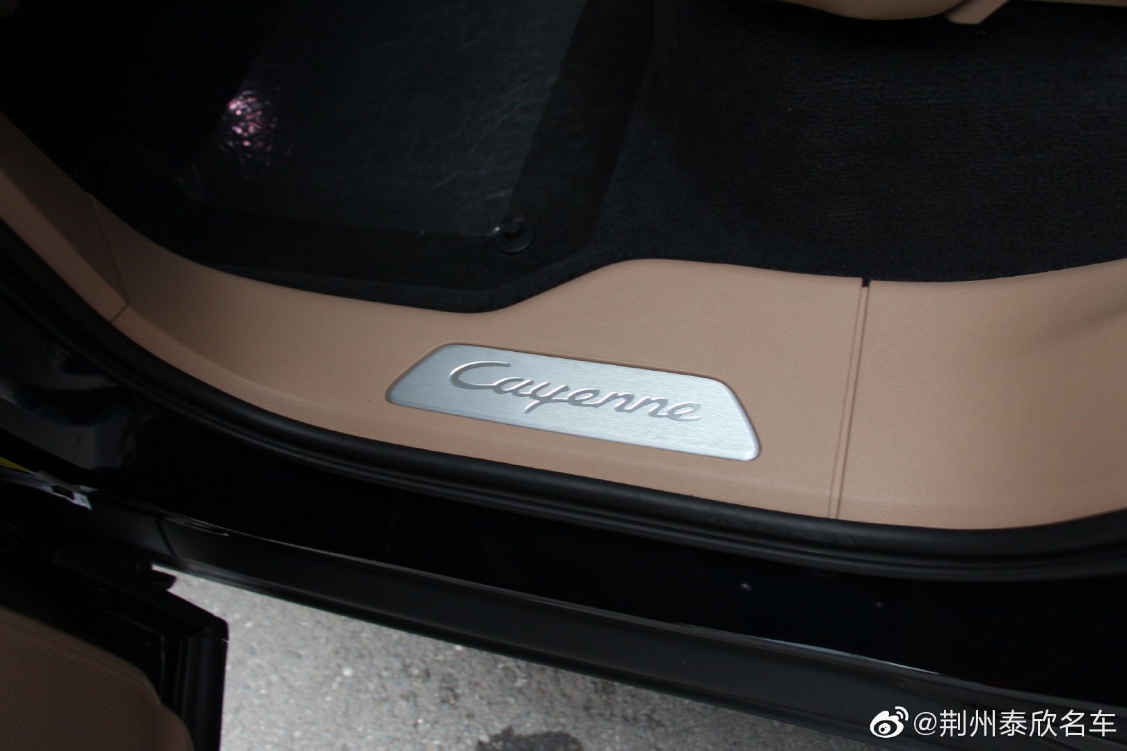 汽车美图赏析：保时捷 卡宴极致的细节之美