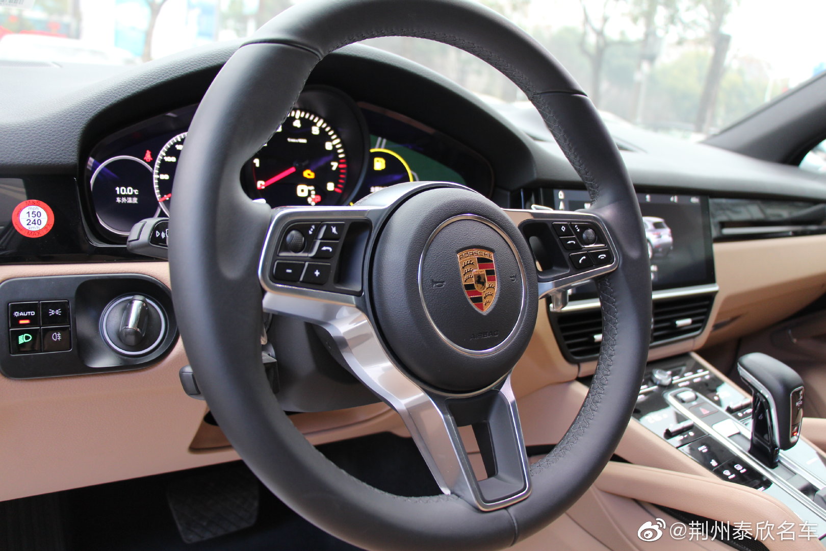 汽车美图赏析保时捷卡宴极致的细节之美