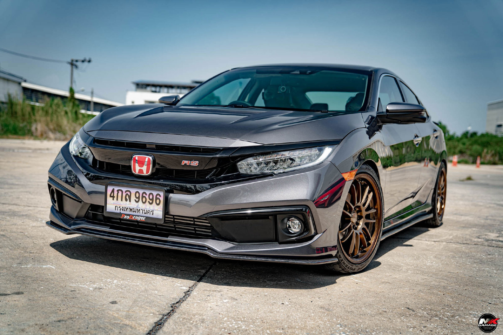 三厢版尾期本田思域轻改欣赏picnkgarage