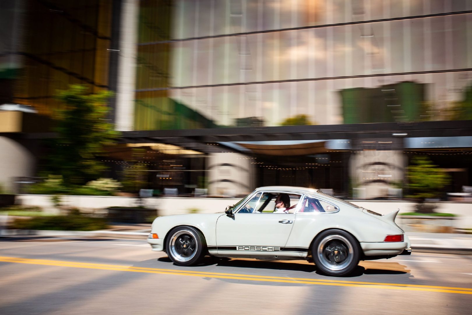高清汽车美图：Porsche RS-style 930,改3.8