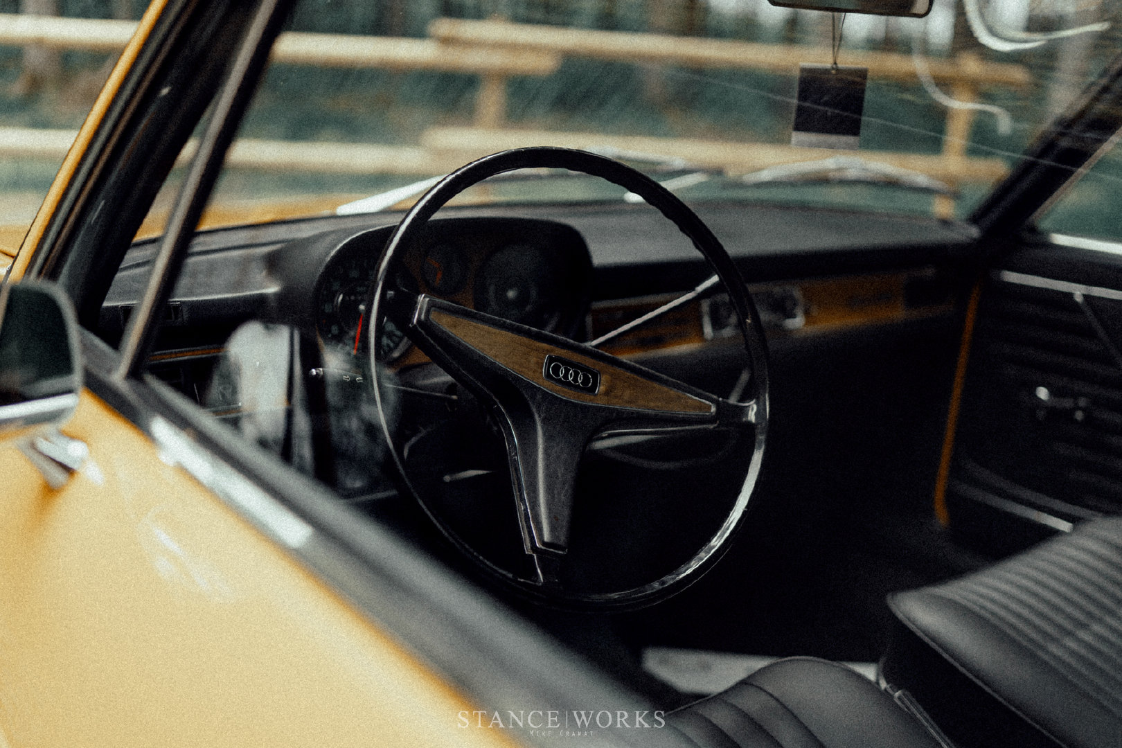 质感 1972 AUDI 100 LS  Via:Stanceworks