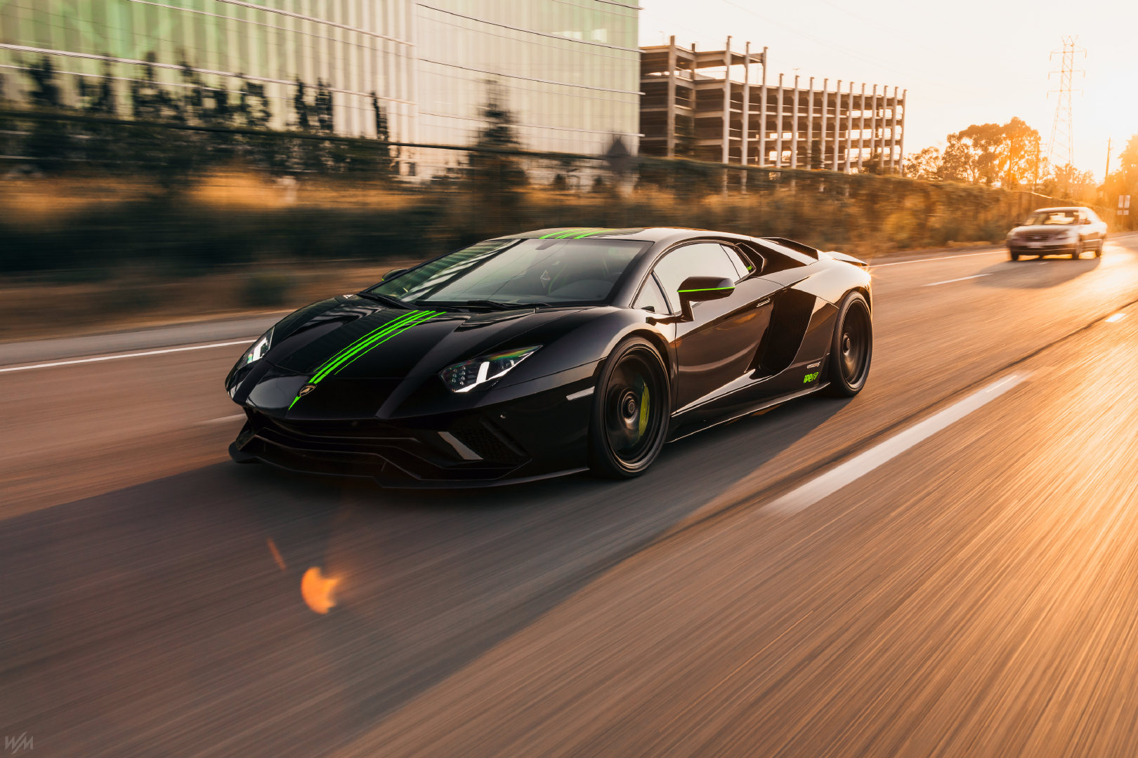 黑色蛮牛,大牛还是黑的更酷一点,lamborghini aventador s-新浪汽车