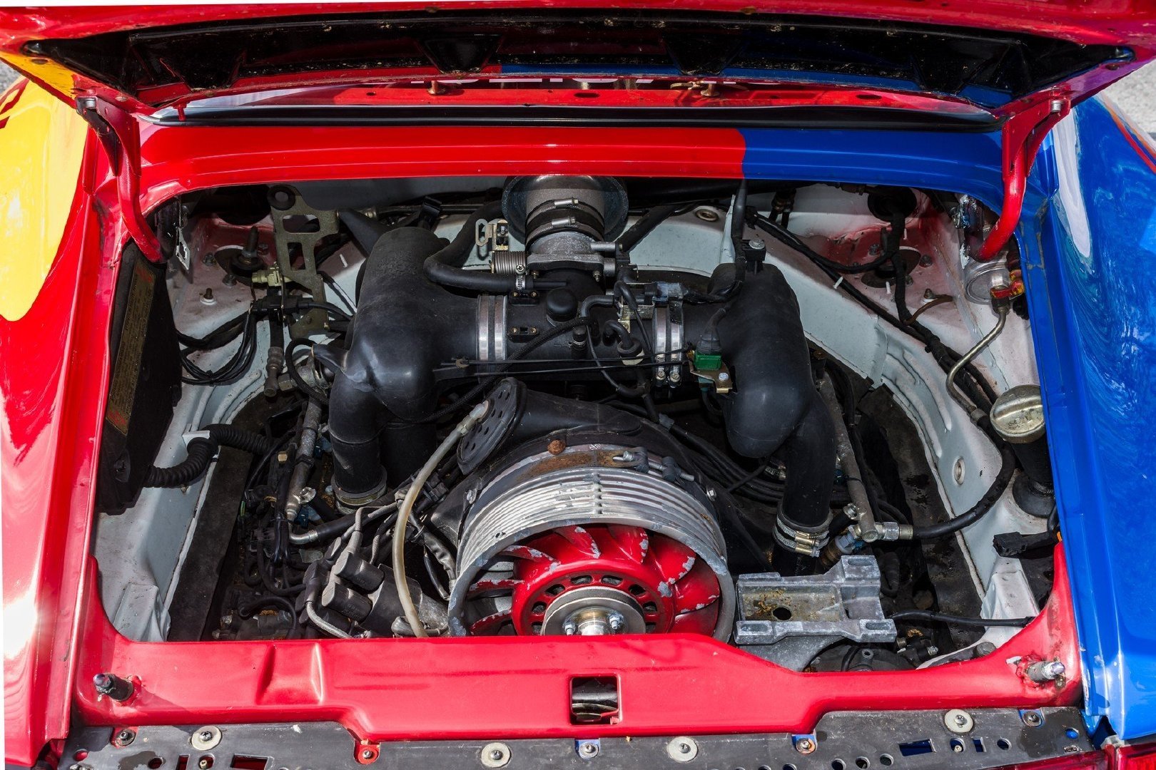 保时捷 993 Carrera 3.8 Cup 这样的涂装，多少人能驾驭得了？