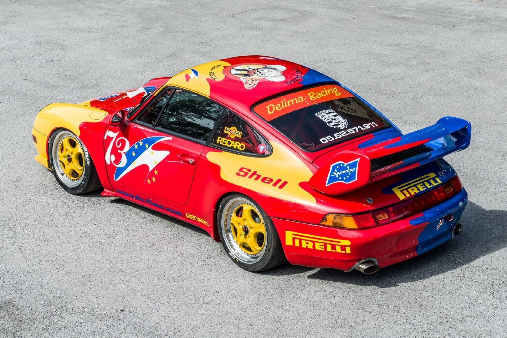 保时捷 993 Carrera 3.8 Cup 这样的涂装，多少人能驾驭得了？