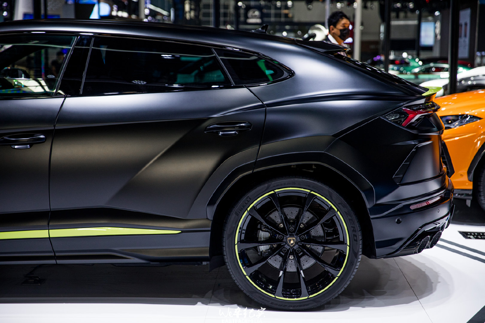 Lamborghini 趁年轻 以其为梦！