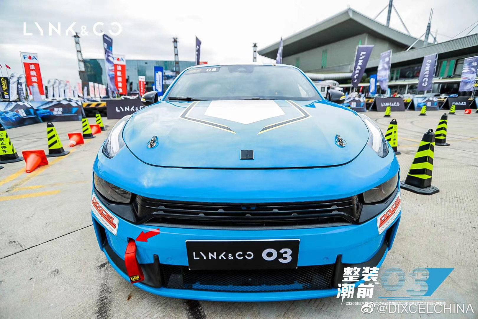 LYNK&CO 03+官方驾控体验营的制动系统升级由DIXCEL独家提供