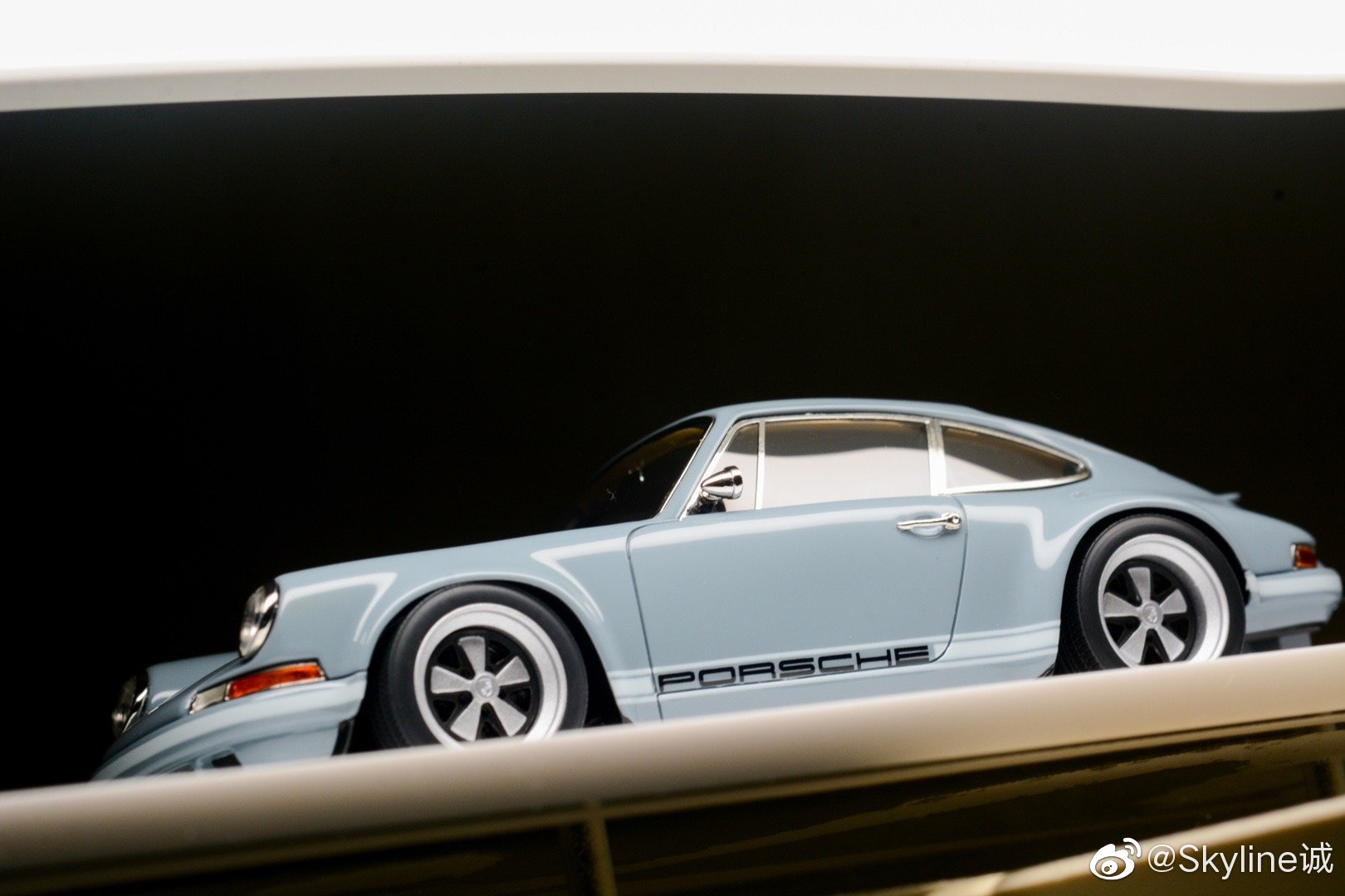 全球首发 Hyper Rev定制 Porsche Singer Dorset Moonmist Bl