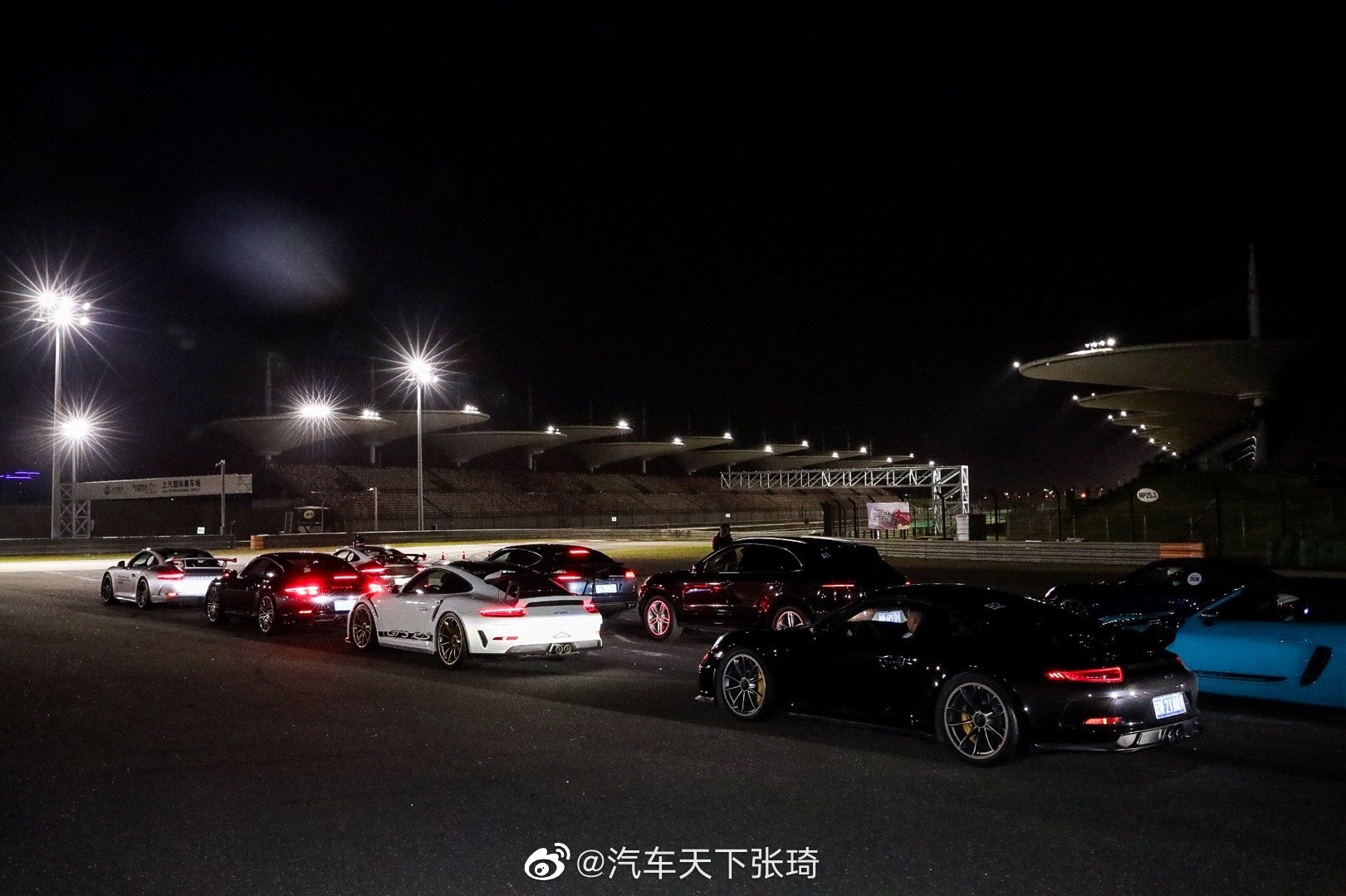 来一场夜晚的约会，保时捷Sports Cup，今年是我的第二年参加了