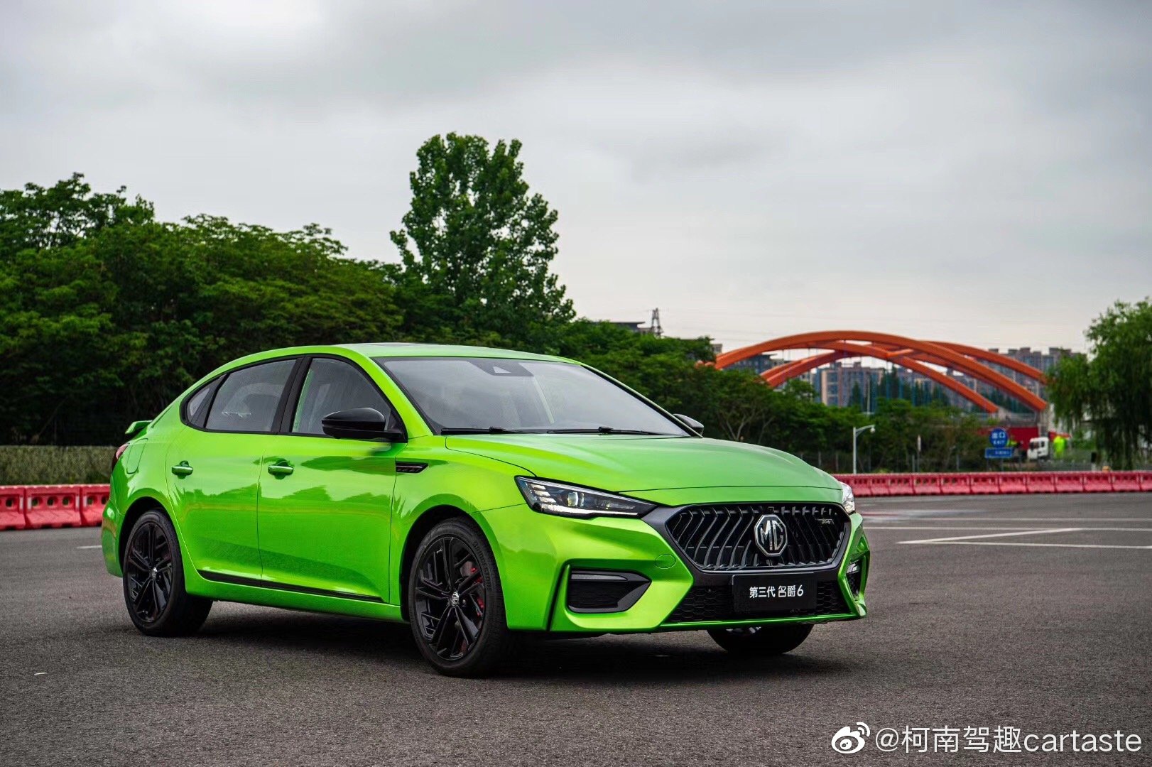 汽车美图大赏：第三代名爵6，那味儿对了