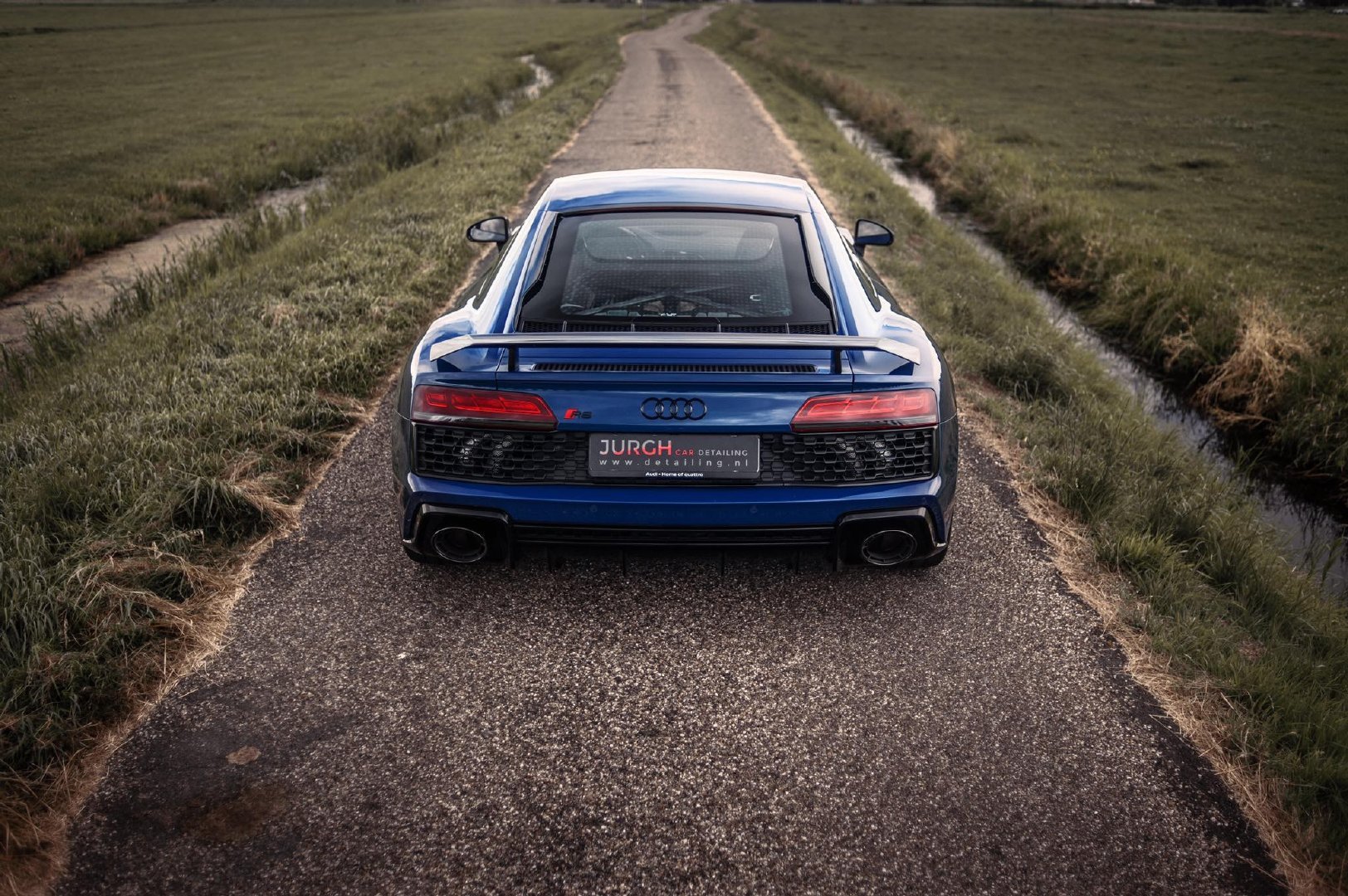 汽车美图抢先看：新款奥迪r8限量2020台