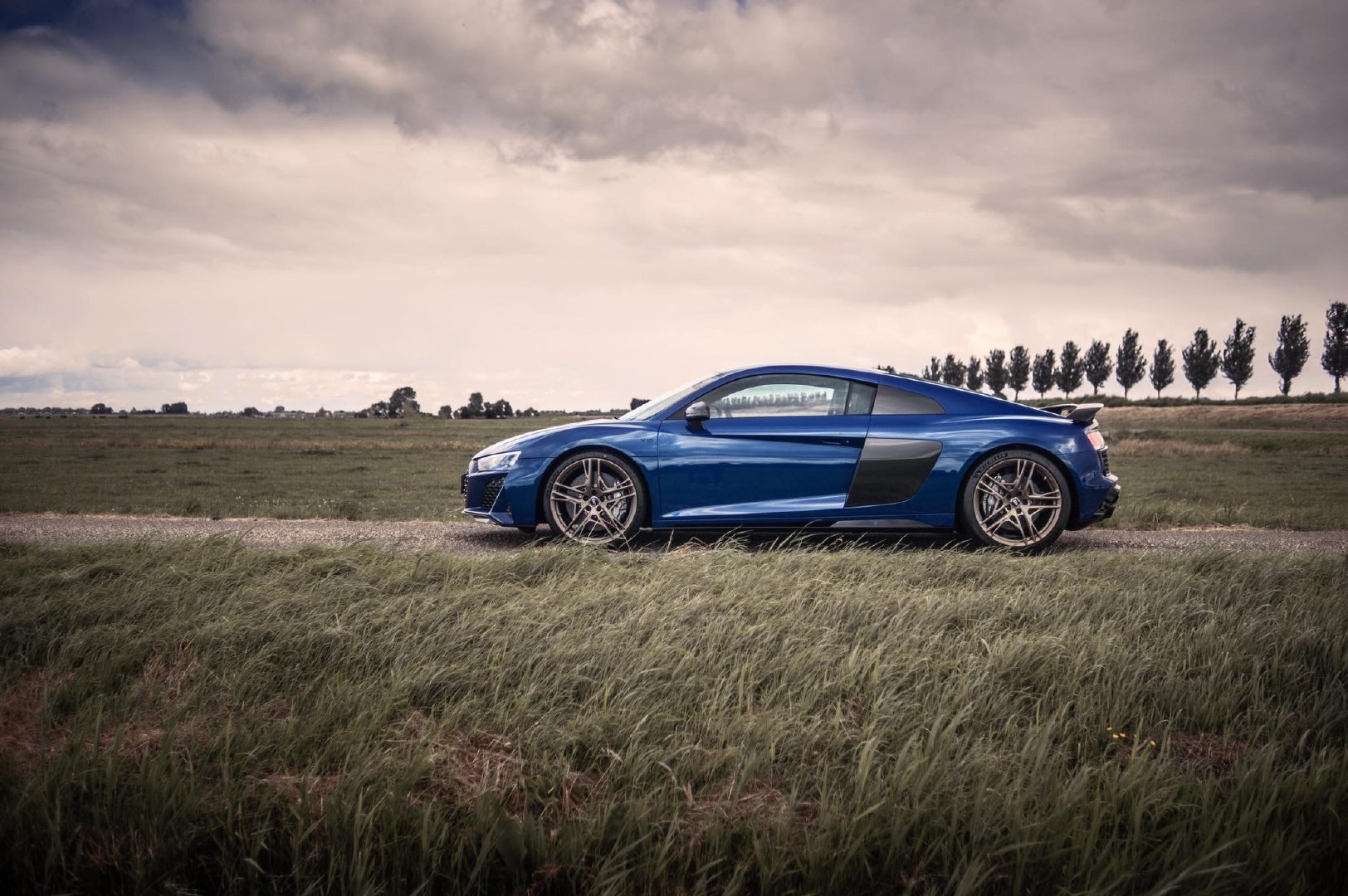 汽车美图抢先看：新款奥迪r8限量2020台