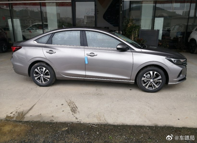 长安逸动plus实车现身，这颜值如何？