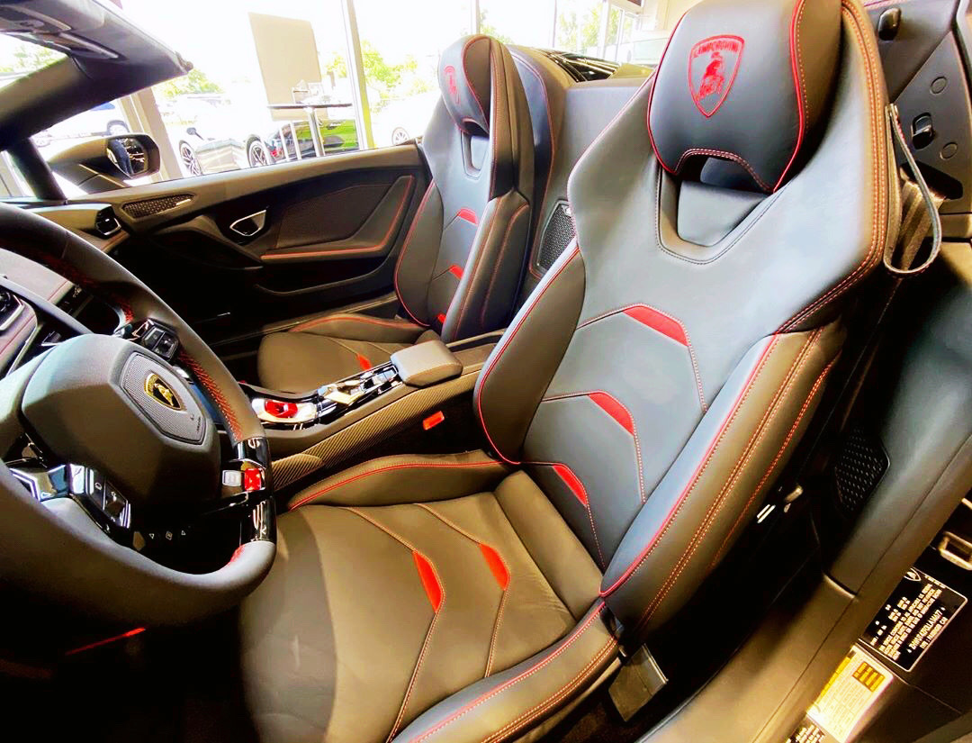 Lamborghini Huracan EVO Spyder  前脸是不是很帅气呢？