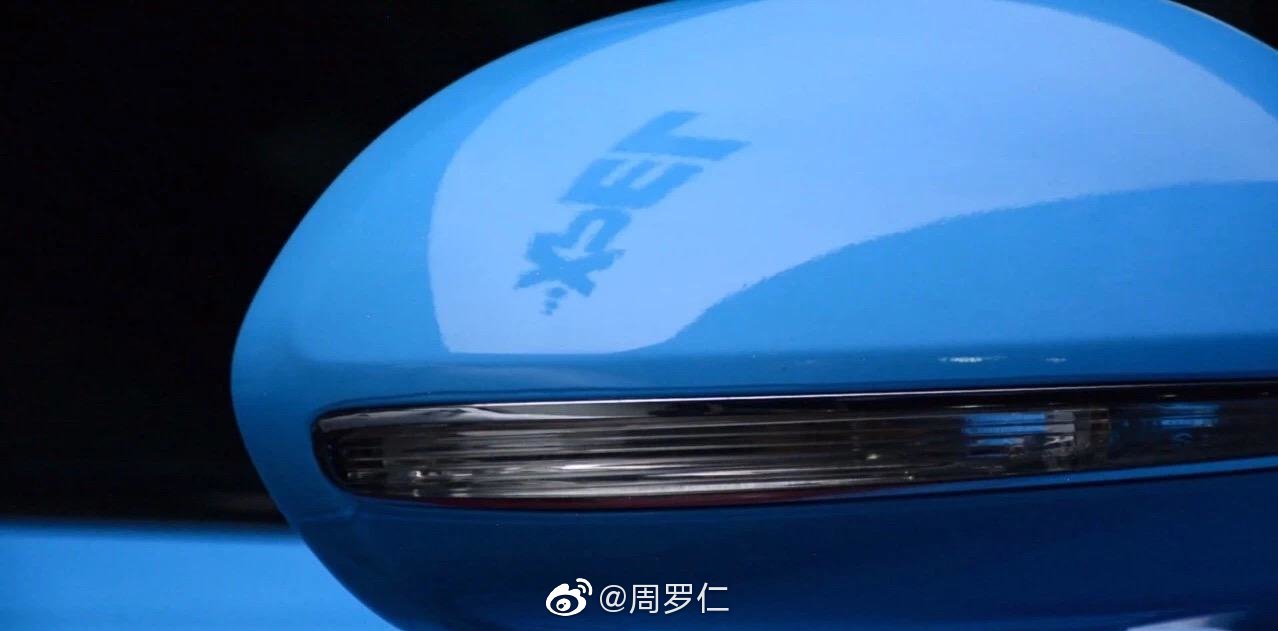 不甘平凡，宾利全车化身暴力绅士,有着不俗的性能和不低的回头率